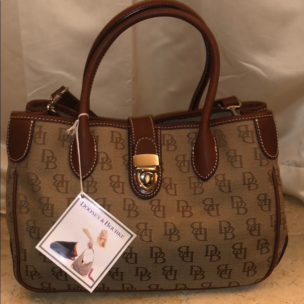 Dooney & Bourke Shoulder bag